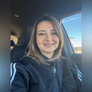 Meet your Posher, Zahide